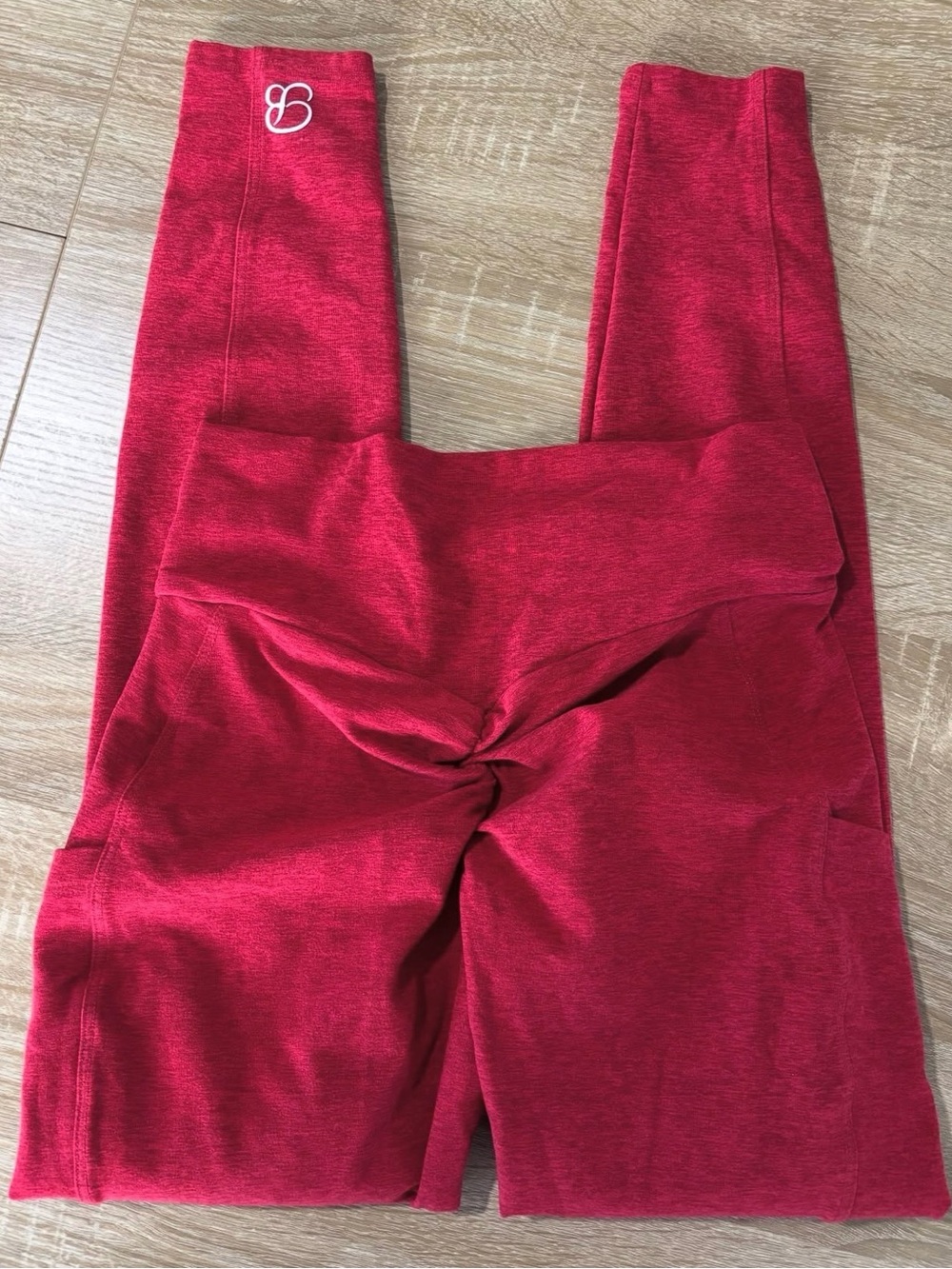Bombshell Sportswear Red High-Waist Scrunch Leggings